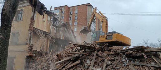 Промышленный снос и демонтаж зданий спецтехникой стоимость услуг и где заказать - Кызыл